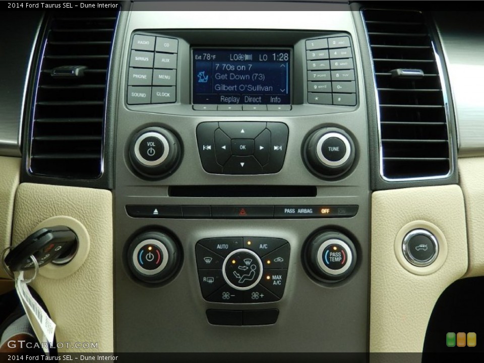 Dune Interior Controls for the 2014 Ford Taurus SEL #92607850