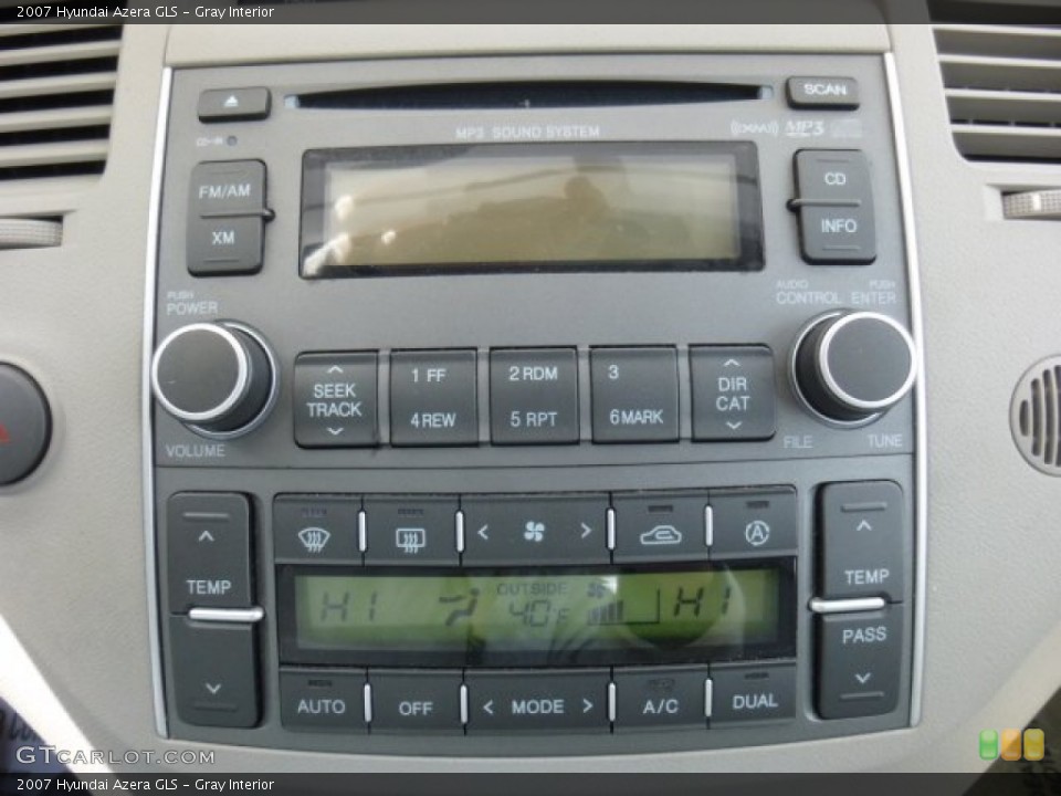 Gray Interior Controls for the 2007 Hyundai Azera GLS #92625305