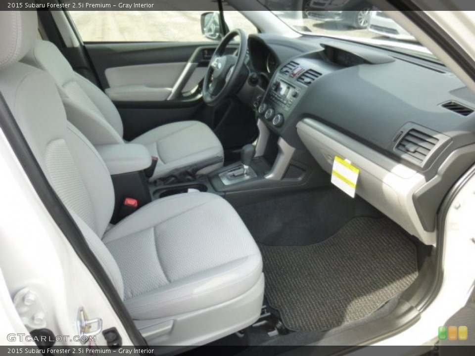 Gray Interior Photo for the 2015 Subaru Forester 2.5i Premium #92627829