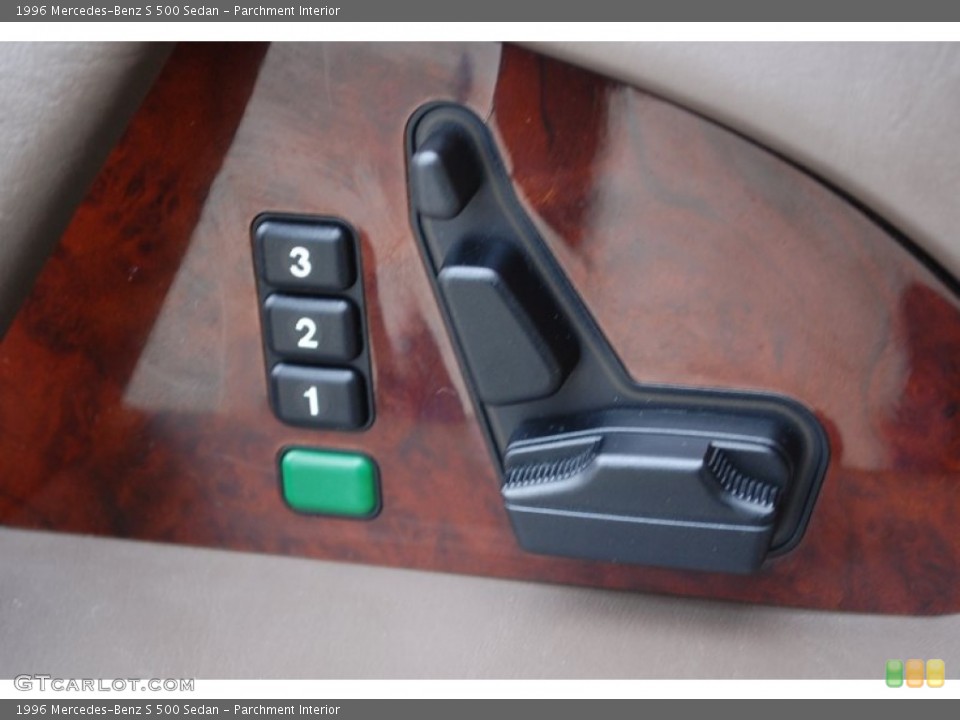 Parchment Interior Controls for the 1996 Mercedes-Benz S 500 Sedan #92662654