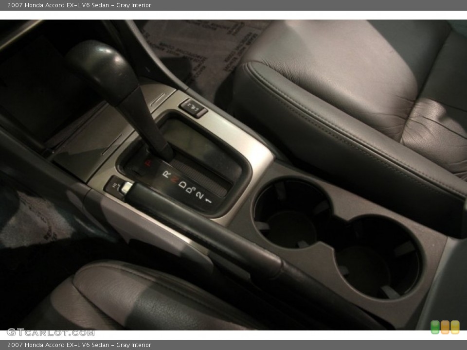 Gray Interior Transmission for the 2007 Honda Accord EX-L V6 Sedan #92668409