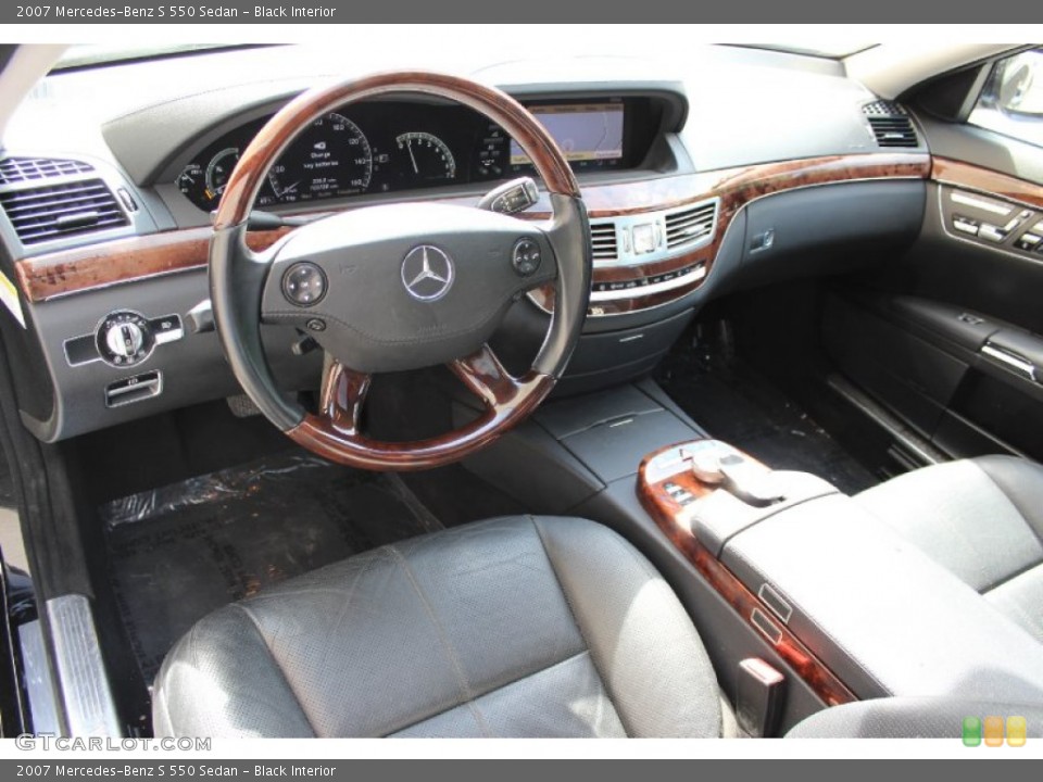 Black Interior Photo for the 2007 Mercedes-Benz S 550 Sedan #92687372