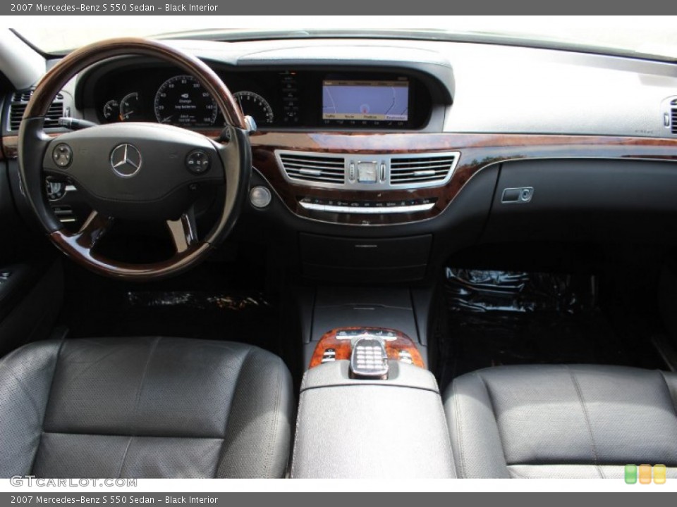 Black Interior Dashboard for the 2007 Mercedes-Benz S 550 Sedan #92687423