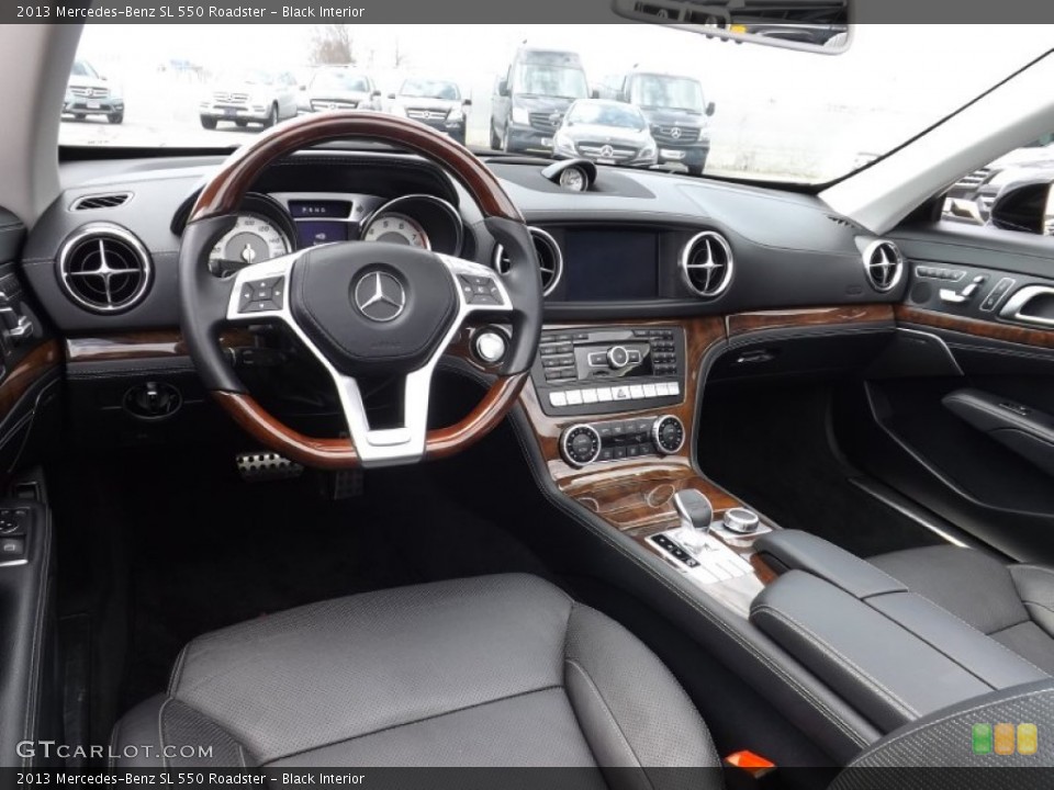 Black Interior Photo for the 2013 Mercedes-Benz SL 550 Roadster #92725806