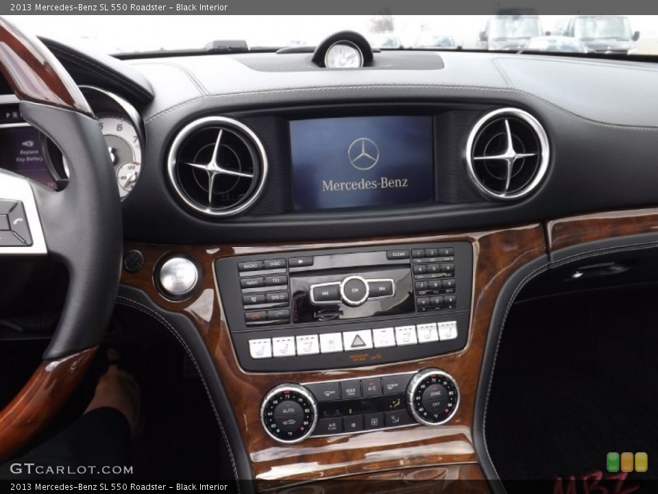 Black Interior Controls for the 2013 Mercedes-Benz SL 550 Roadster #92725945