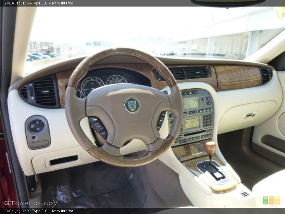 Ivory Interior Photo for the 2004 Jaguar X-Type 3.0 #92734708