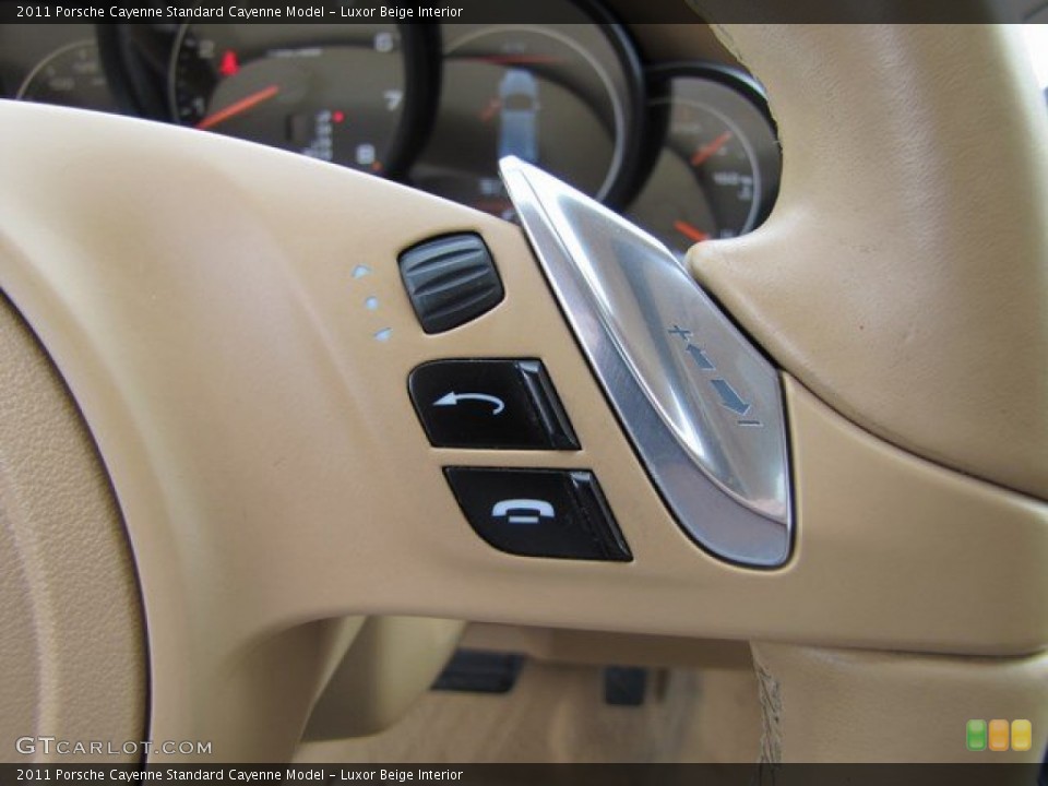 Luxor Beige Interior Controls for the 2011 Porsche Cayenne  #92745622