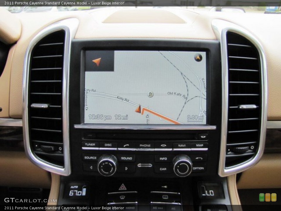 Luxor Beige Interior Navigation for the 2011 Porsche Cayenne  #92745658