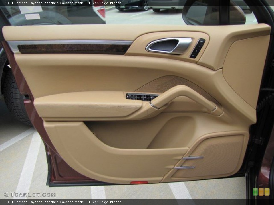 Luxor Beige Interior Door Panel for the 2011 Porsche Cayenne  #92745871