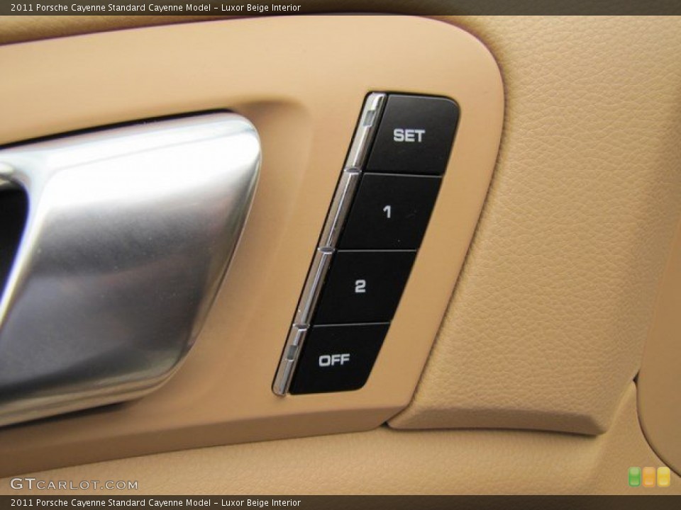 Luxor Beige Interior Controls for the 2011 Porsche Cayenne  #92745880