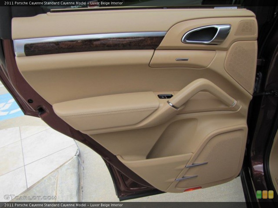Luxor Beige Interior Door Panel for the 2011 Porsche Cayenne  #92745883