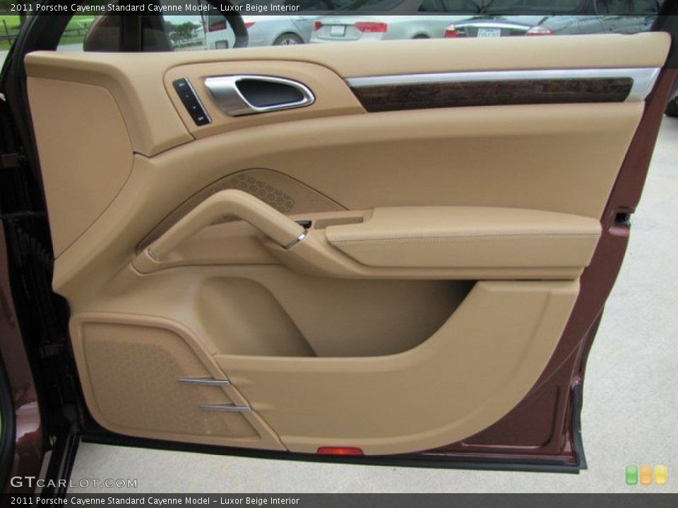 Luxor Beige Interior Door Panel for the 2011 Porsche Cayenne  #92745901