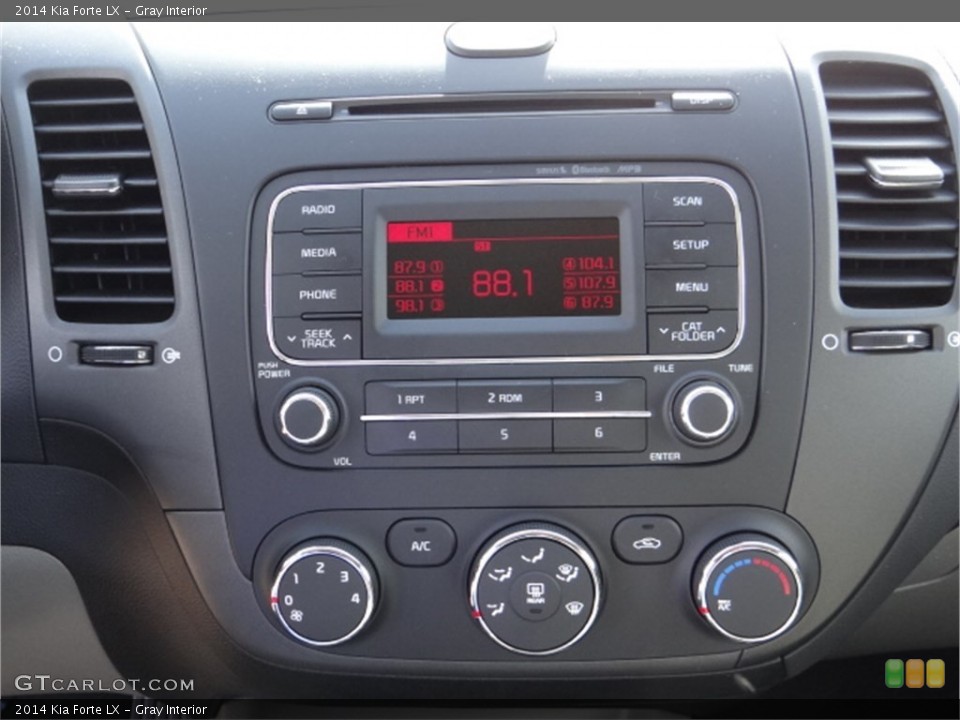 Gray Interior Controls for the 2014 Kia Forte LX #92756710