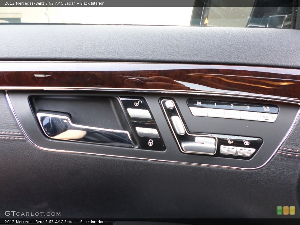 Black Interior Controls for the 2012 Mercedes-Benz S 63 AMG Sedan #92799117