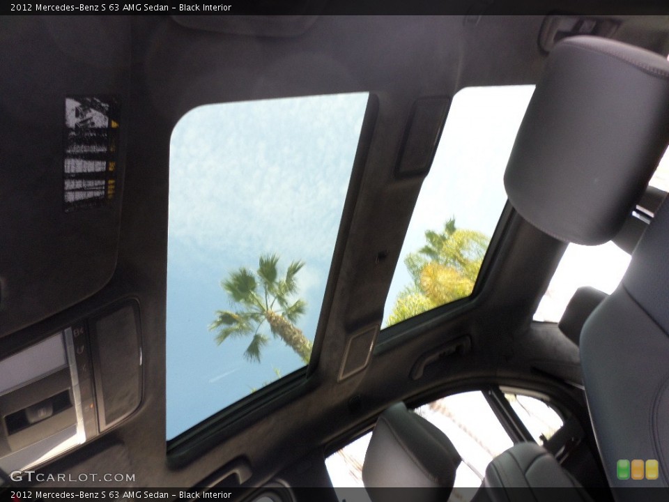 Black Interior Sunroof for the 2012 Mercedes-Benz S 63 AMG Sedan #92799561
