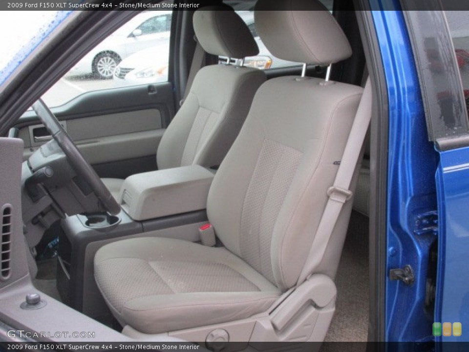 Stone/Medium Stone Interior Photo for the 2009 Ford F150 XLT SuperCrew 4x4 #92801667