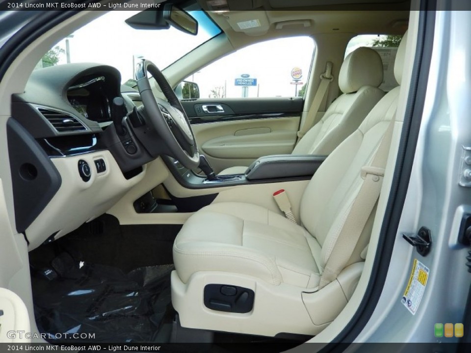 Light Dune Interior Photo for the 2014 Lincoln MKT EcoBoost AWD #92805921