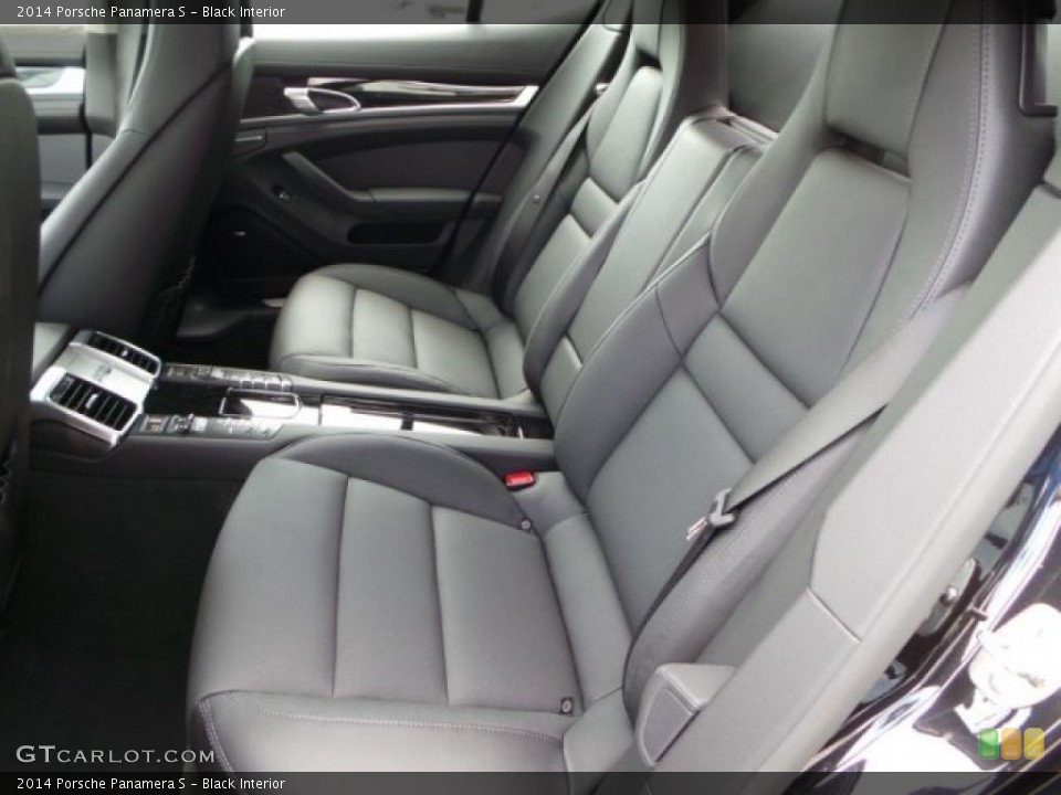 Black Interior Rear Seat for the 2014 Porsche Panamera S #92807331
