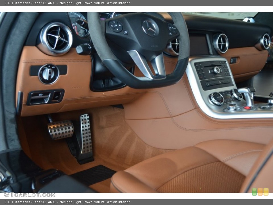 designo Light Brown Natural Woven Interior Photo for the 2011 Mercedes-Benz SLS AMG #92859077