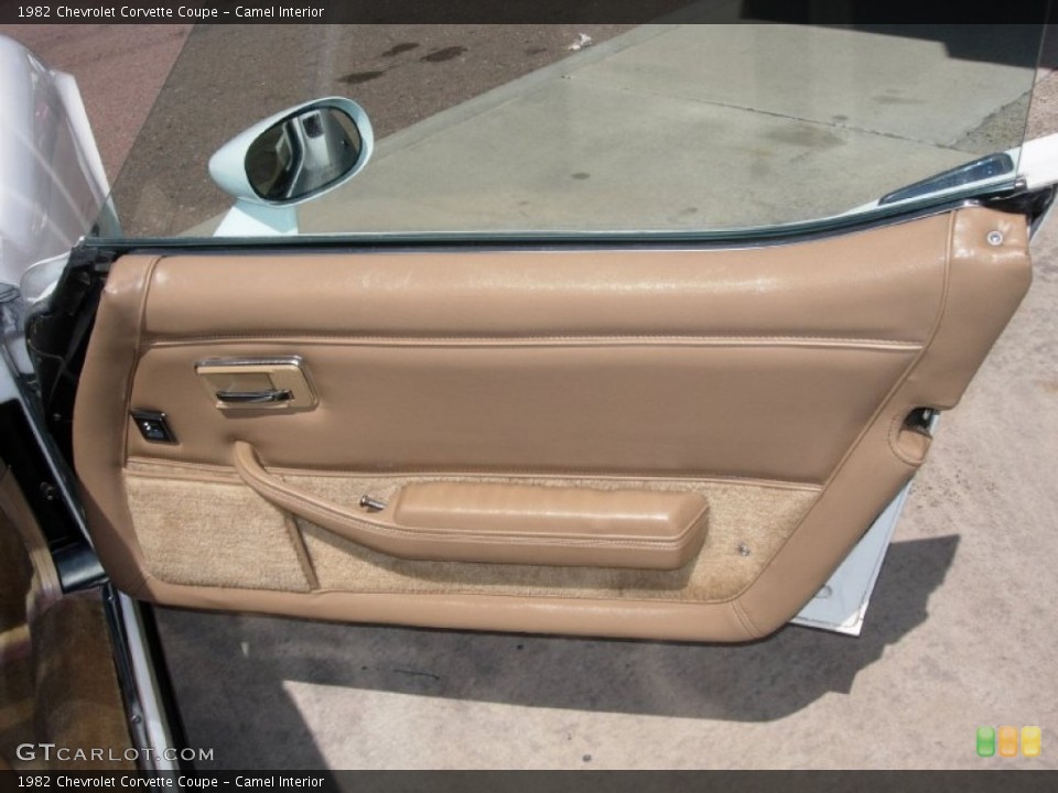 Camel 1982 Chevrolet Corvette Interiors