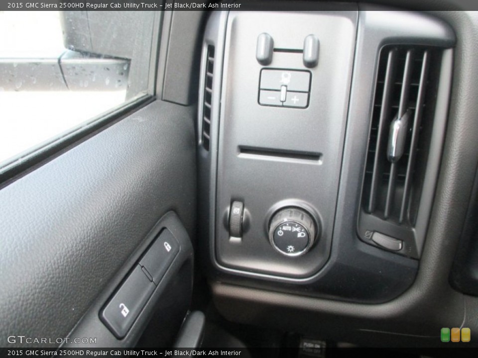 Jet Black/Dark Ash Interior Controls for the 2015 GMC Sierra 2500HD Regular Cab Utility Truck #92880425