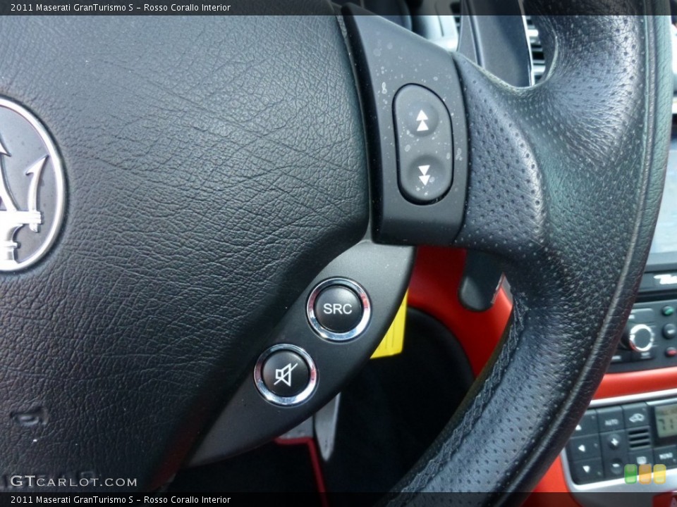 Rosso Corallo Interior Controls for the 2011 Maserati GranTurismo S #92931817