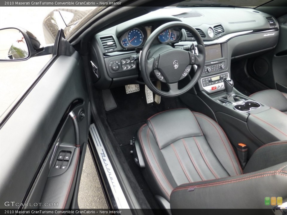 Nero Interior Photo for the 2010 Maserati GranTurismo Convertible GranCabrio #92932033