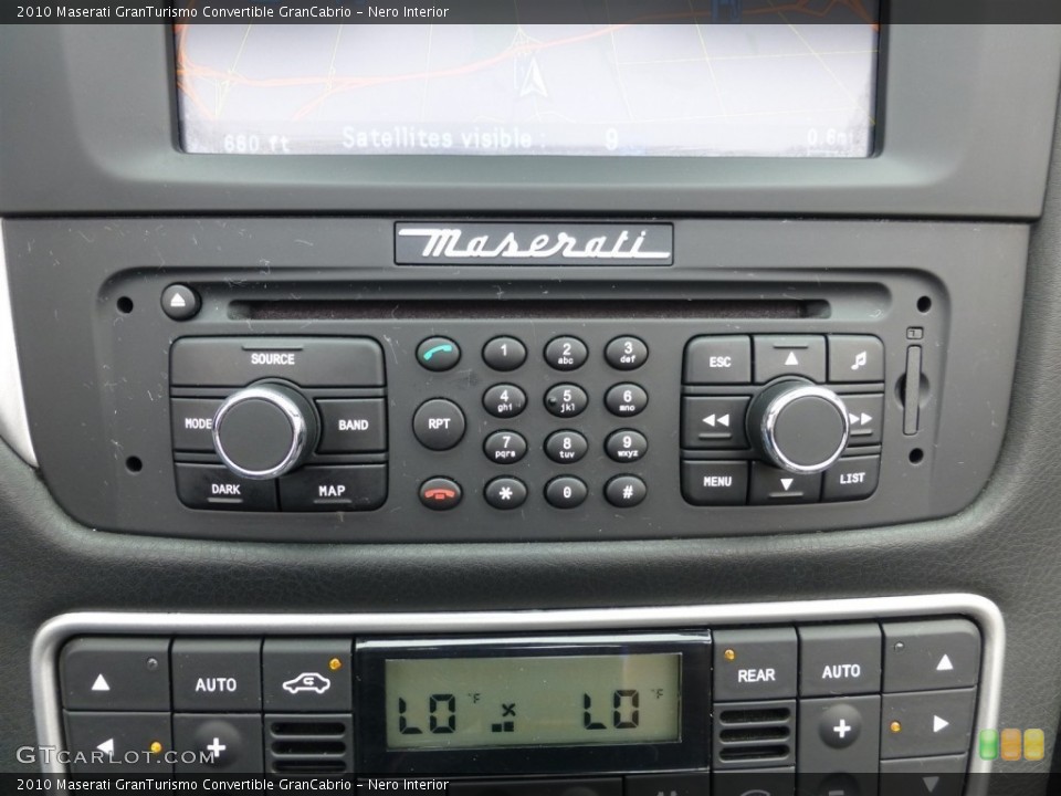 Nero Interior Controls for the 2010 Maserati GranTurismo Convertible GranCabrio #92932102