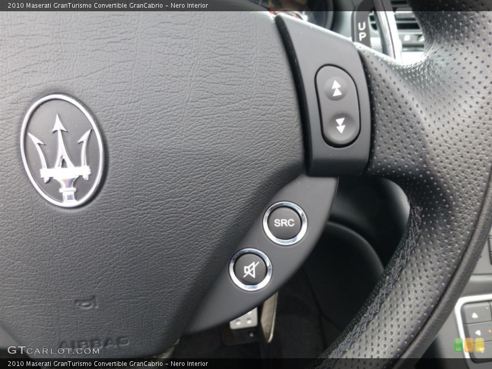 Nero Interior Controls for the 2010 Maserati GranTurismo Convertible GranCabrio #92932117