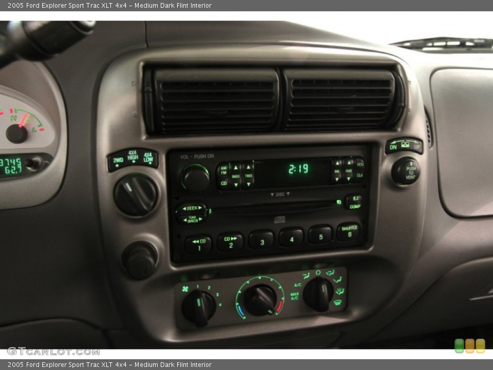 Medium Dark Flint Interior Controls for the 2005 Ford Explorer Sport Trac XLT 4x4 #92978534