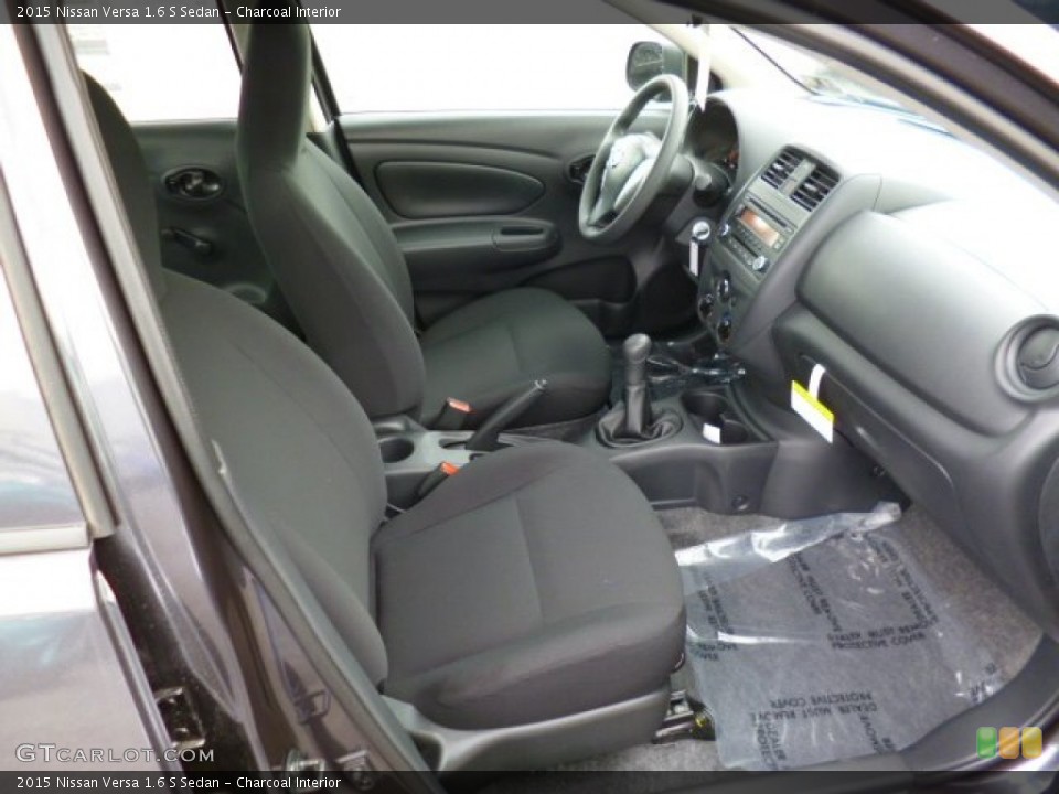 Charcoal Interior Photo for the 2015 Nissan Versa 1.6 S Sedan #93063937