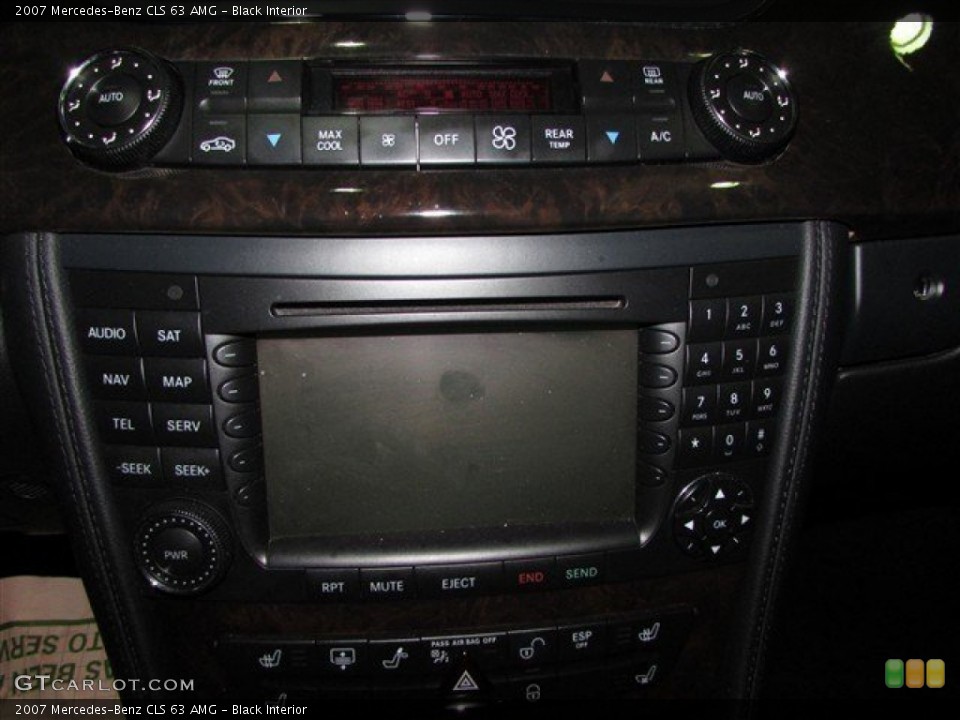 Black Interior Controls for the 2007 Mercedes-Benz CLS 63 AMG #93091631