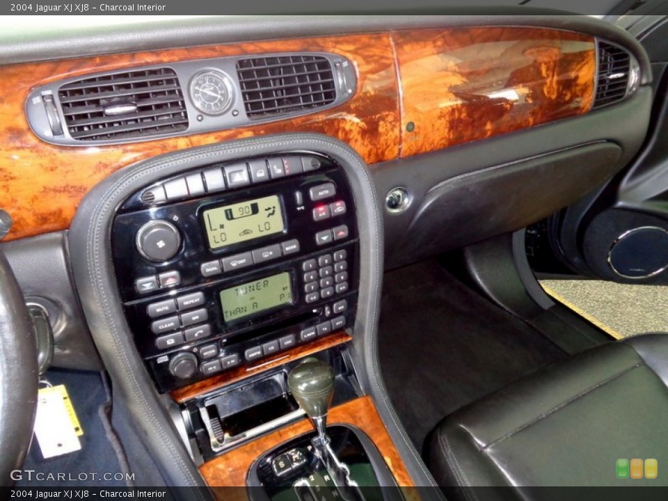 Charcoal Interior Controls for the 2004 Jaguar XJ XJ8 #93139459