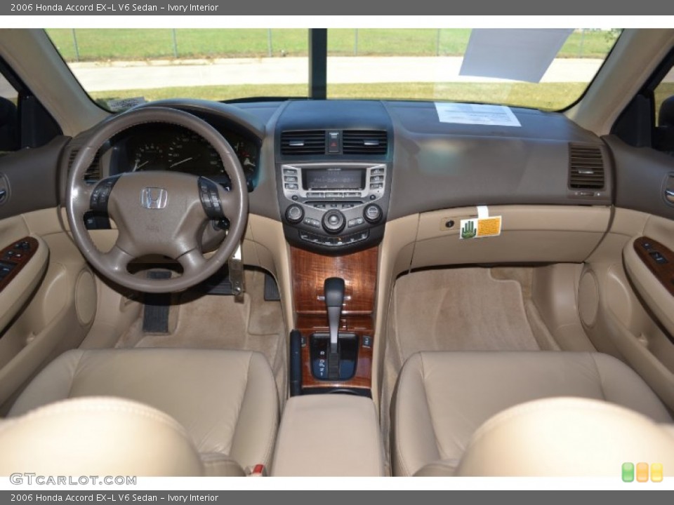 Ivory Interior Photo for the 2006 Honda Accord EX-L V6 Sedan #93153292