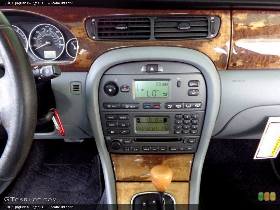 Stone Interior Controls for the 2004 Jaguar X-Type 3.0 #93159363