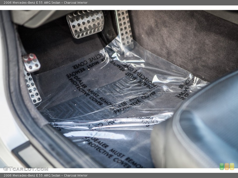 Charcoal Interior Controls for the 2006 Mercedes-Benz E 55 AMG Sedan #93184186