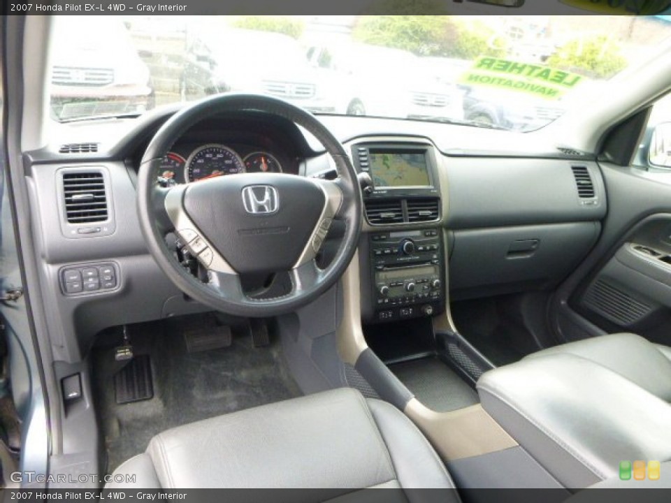 Gray Interior Photo for the 2007 Honda Pilot EX-L 4WD #93196879