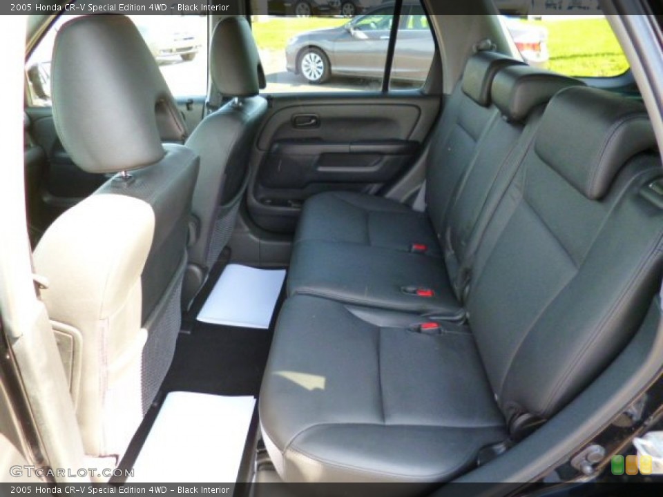 Black Interior Rear Seat for the 2005 Honda CR-V Special Edition 4WD #93215399