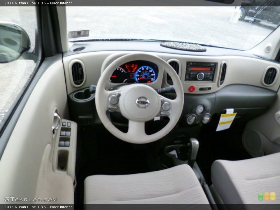 Black Interior Dashboard for the 2014 Nissan Cube 1.8 S #93225440