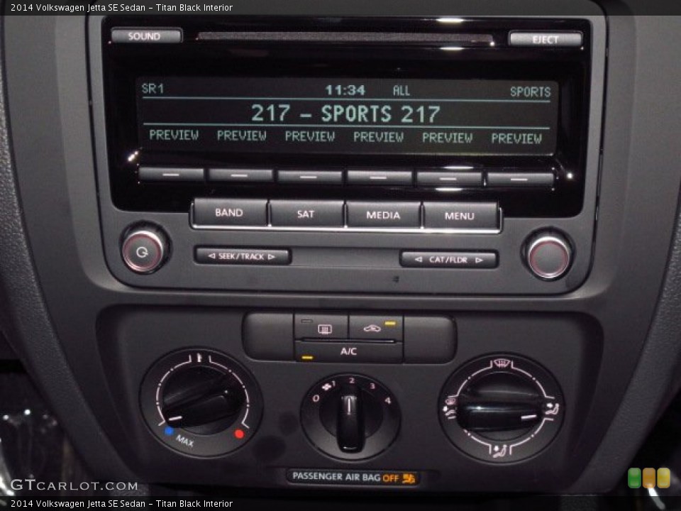 Titan Black Interior Controls for the 2014 Volkswagen Jetta SE Sedan #93235293