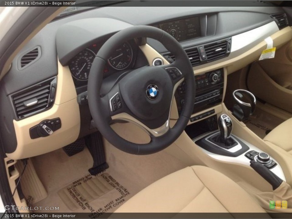 Beige Interior Photo for the 2015 BMW X1 sDrive28i #93279515