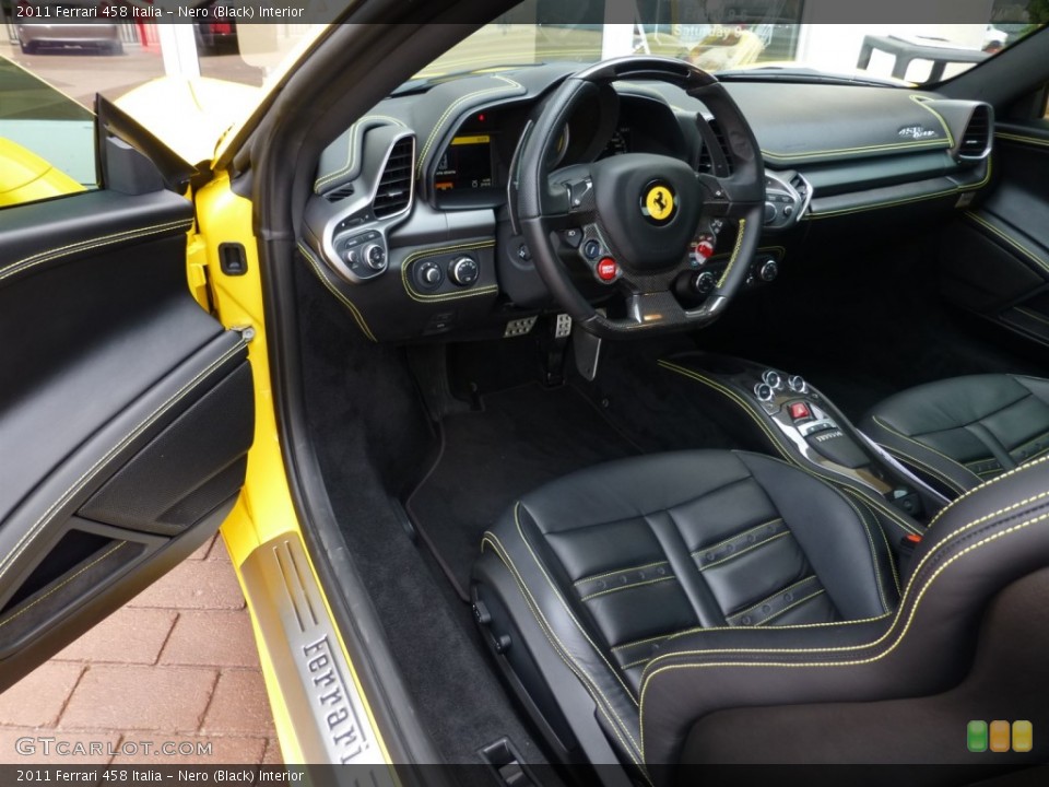 Nero (Black) Interior Photo for the 2011 Ferrari 458 Italia #93334867