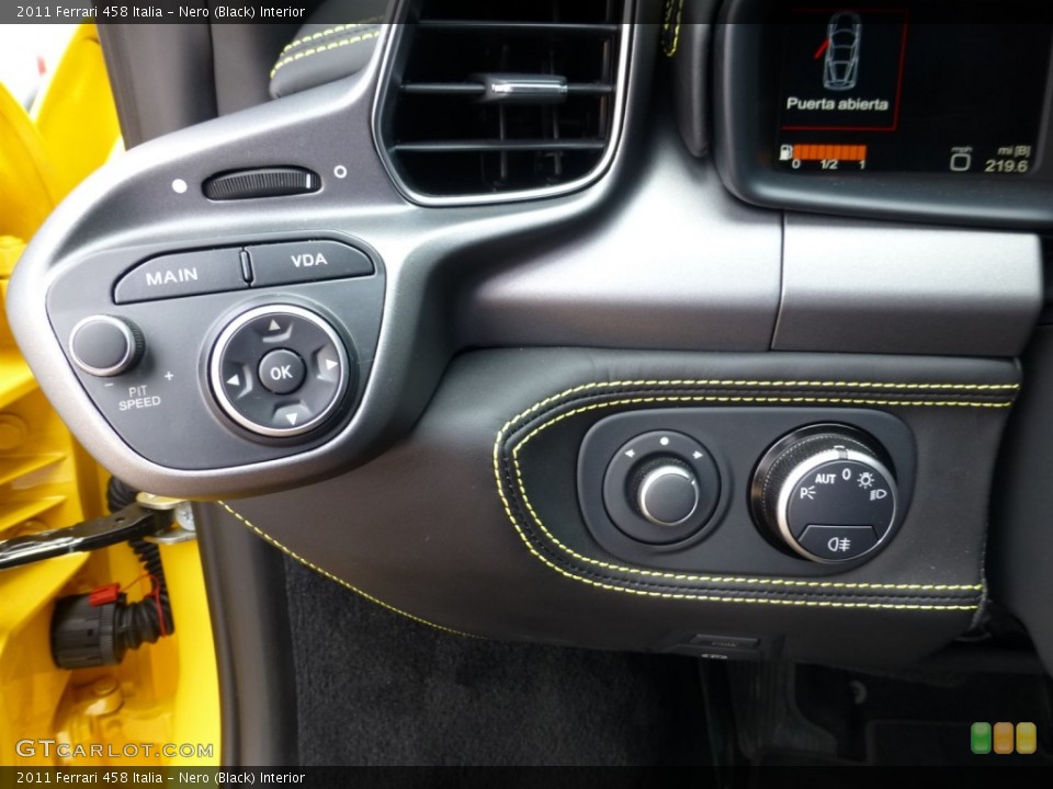 Nero (Black) Interior Controls for the 2011 Ferrari 458 Italia #93334894