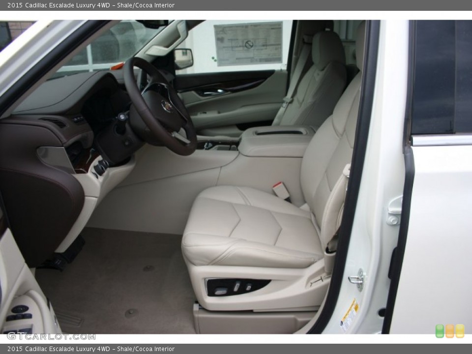 Shale/Cocoa Interior Photo for the 2015 Cadillac Escalade Luxury 4WD #93375477
