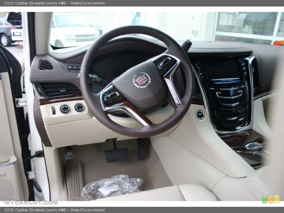 Shale/Cocoa Interior Steering Wheel for the 2015 Cadillac Escalade Luxury 4WD #93375530