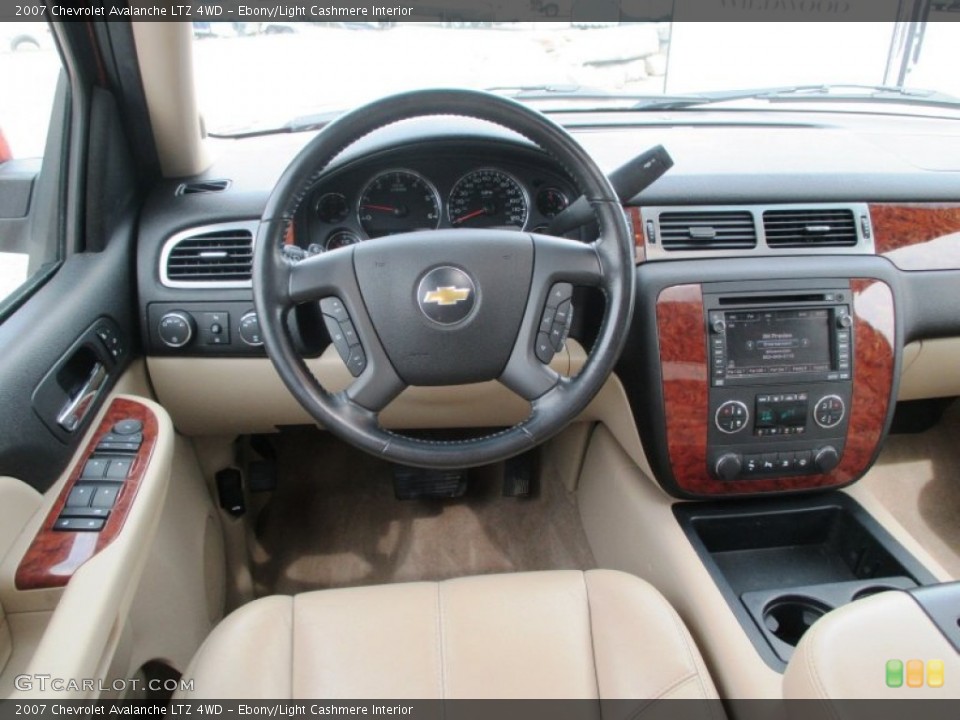 Ebony/Light Cashmere Interior Dashboard for the 2007 Chevrolet Avalanche LTZ 4WD #93376163