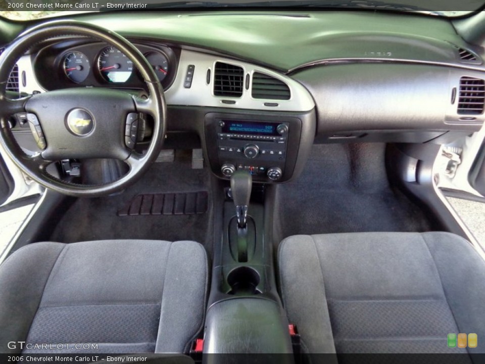 Ebony Interior Photo for the 2006 Chevrolet Monte Carlo LT #93396727