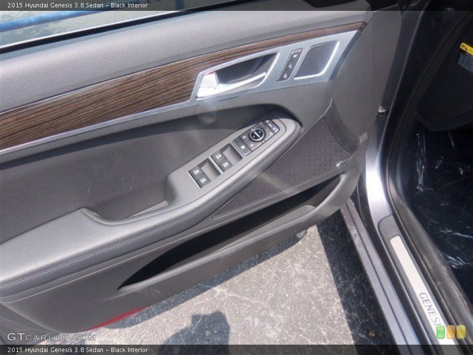 Black Interior Door Panel for the 2015 Hyundai Genesis 3.8 Sedan #93402631