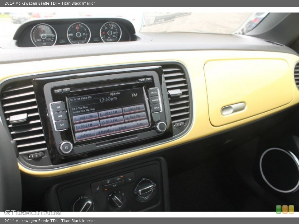 Titan Black Interior Dashboard for the 2014 Volkswagen Beetle TDI #93410537