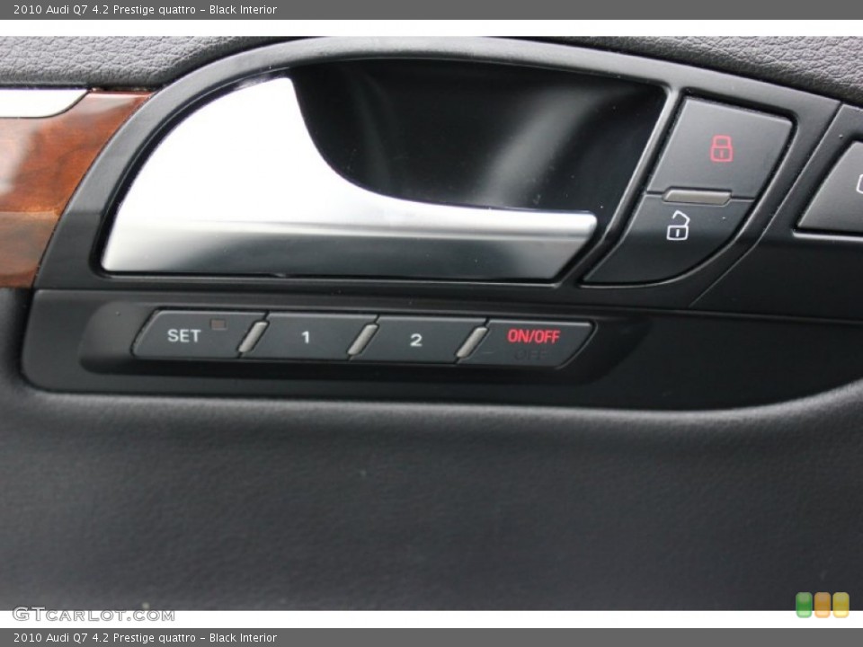 Black Interior Controls for the 2010 Audi Q7 4.2 Prestige quattro #93418862